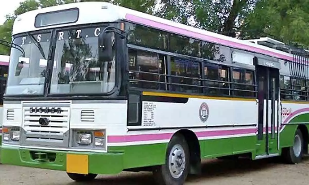 TSRTC asks woman to opt for Palle Velugu buses for short distance travel