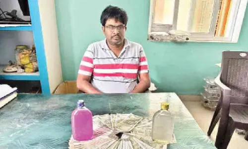 Rajamahendravaram: Electrical sub-engineer arrested in bribery case