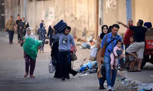 ‘Weary, tired and helpless’: Mass exodus of Palestinians in central Gaza