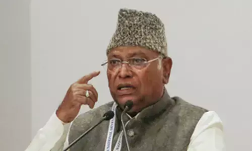 Congs 5-member National Alliance Committee holds its first meeting