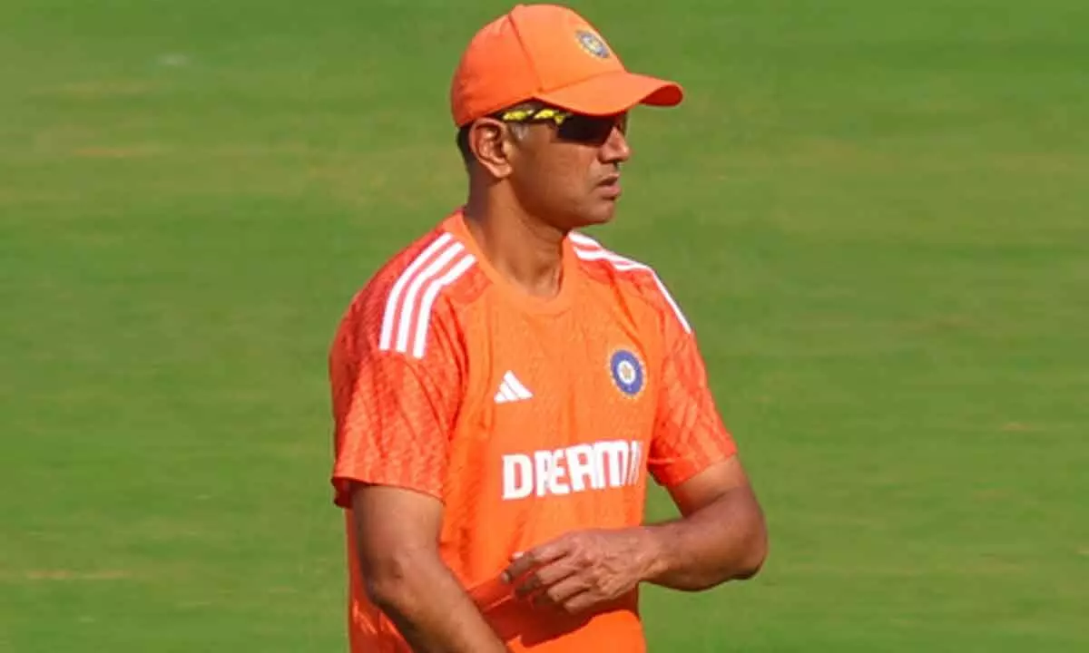 Dravid stresses on balancing smartness, conditions while encouraging youngsters to be themselves with bat