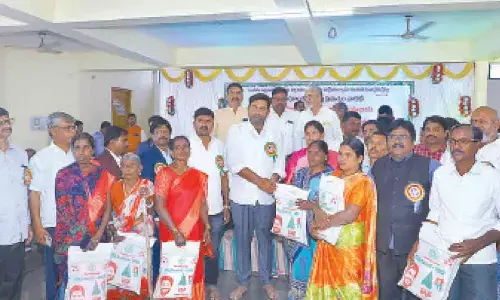 Mahbubnagar: MLA Janampally Anirudh Reddy joins mini Christmas celebrations