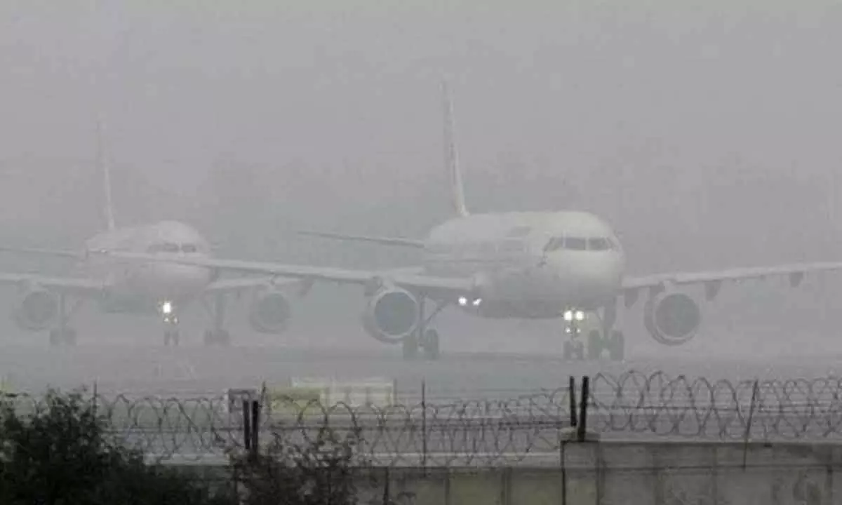Dense Fog Disrupts Flight Operations In Delhi And Southern India, Residents Seek Shelter Amid Chilling Temperatures