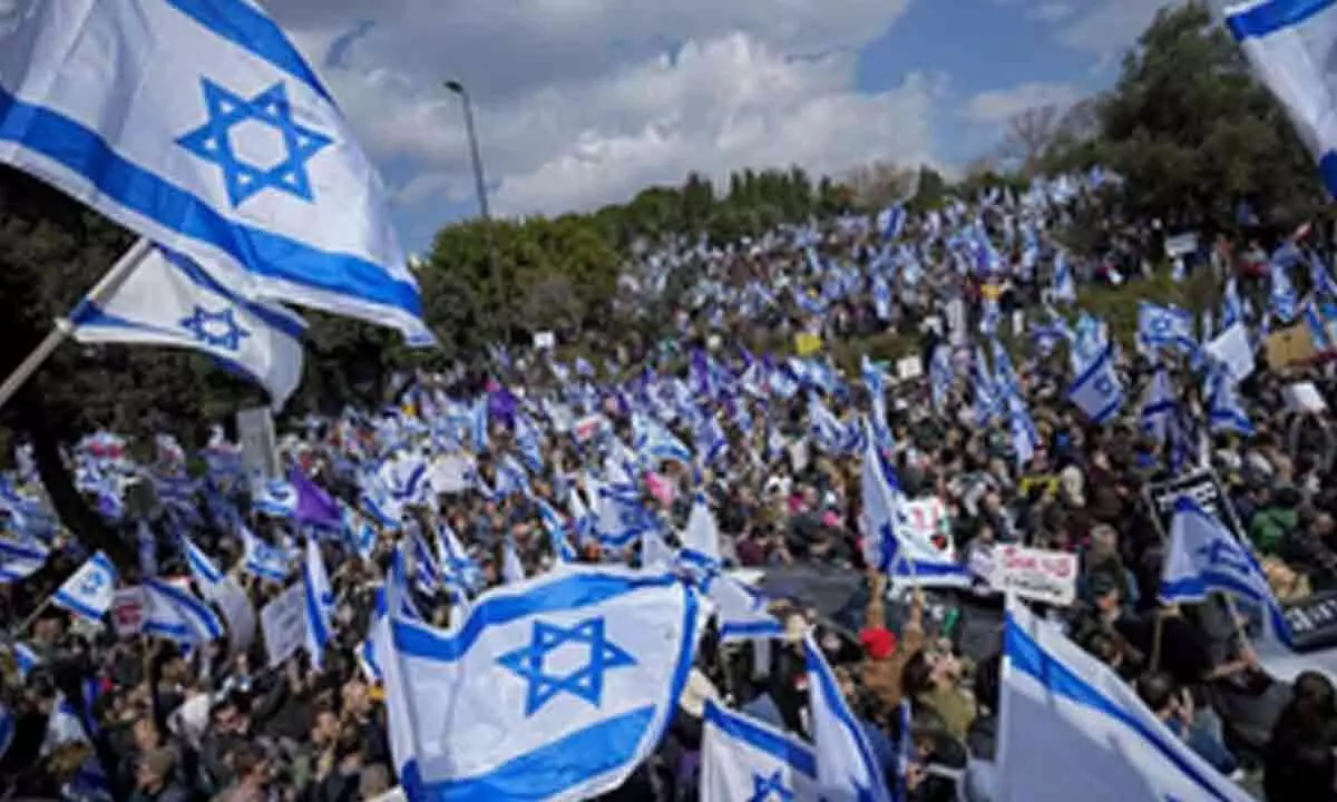 ‘Bring back hostages’: Israeli school students march from Tel Aviv to Knesset