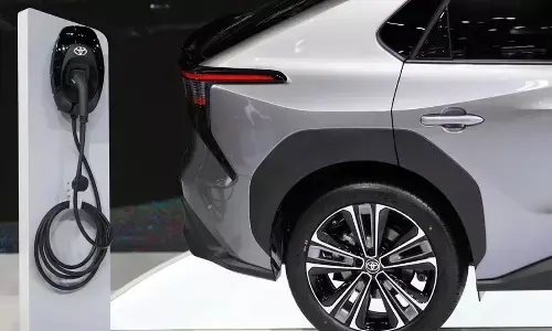 Japan automakers to invest $4.3 bln in Thailand over 5 years -Thai govt