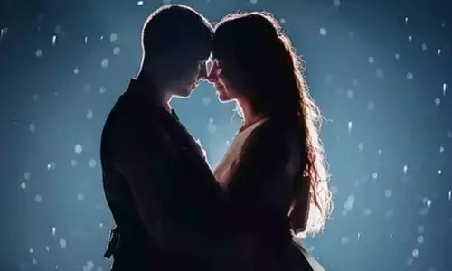 Sparking Romance: 5 New Year Resolutions for a Thrilling Relationship