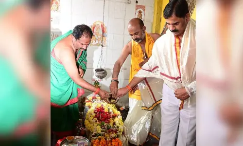 Karimnagar: Bandi to adopt temple