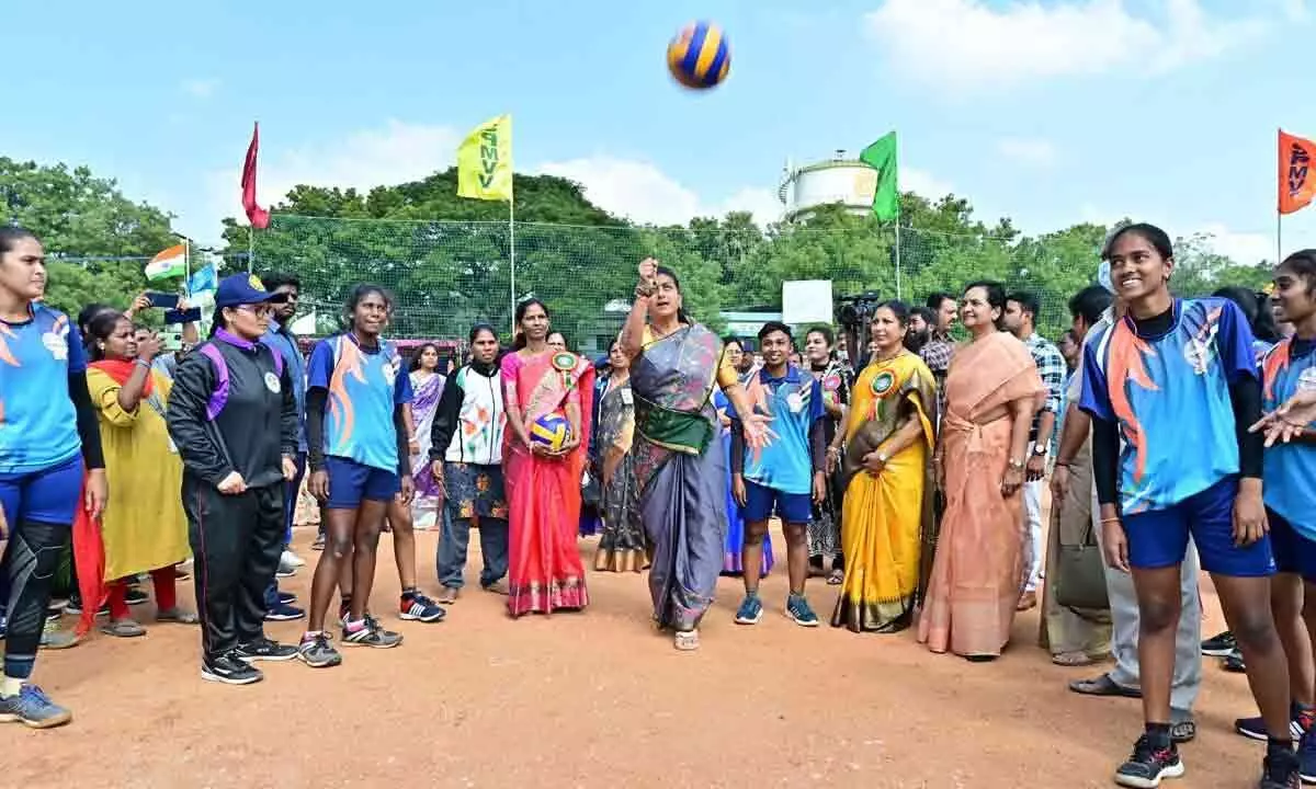 Tirupati: RK Roja inaugurates women’s volleyball tourney