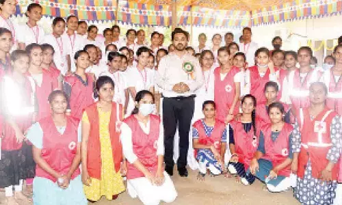 Eluru: Nurses told to be compassionate