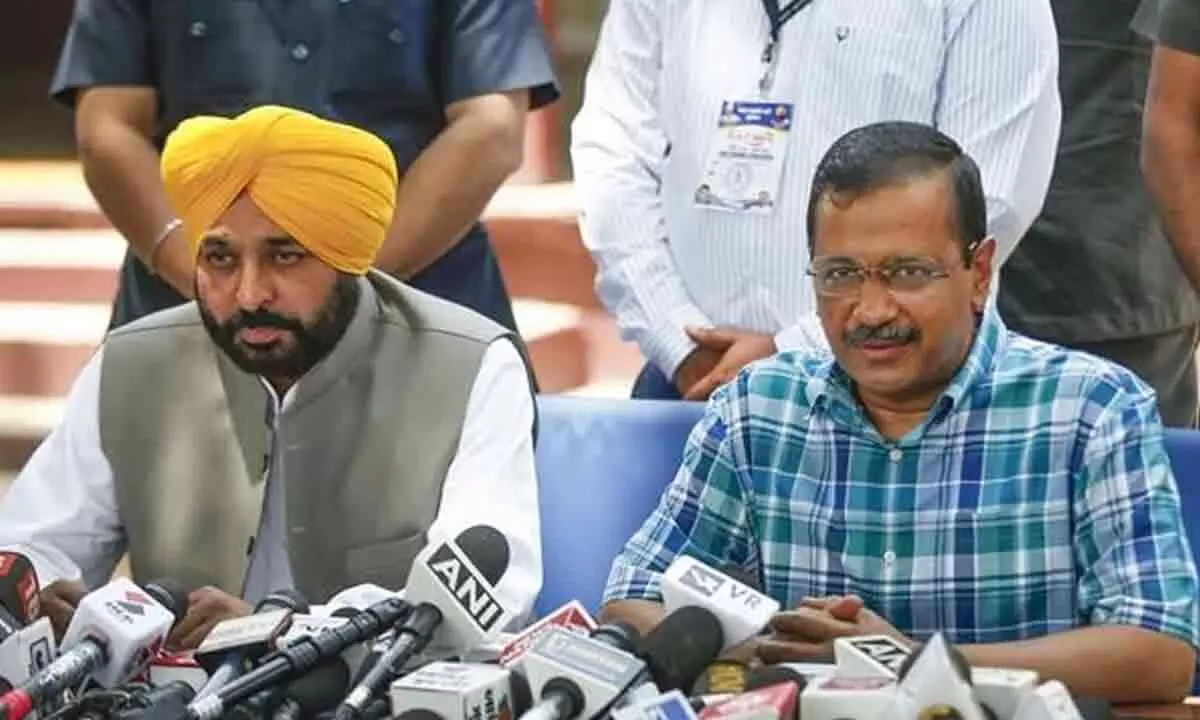 Chandigarh: ‘Mann wanted tableau to display his, Kejri’s pics’