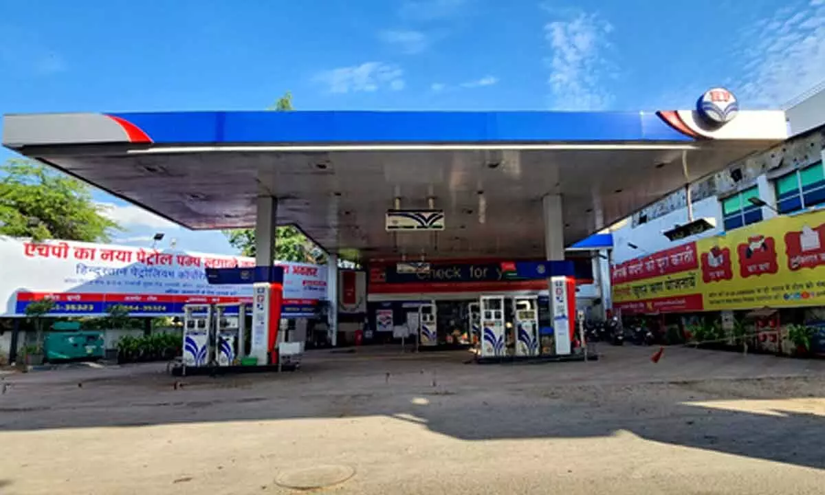 Govt likely to cut petrol, diesel prices ahead of Lok Sabha polls