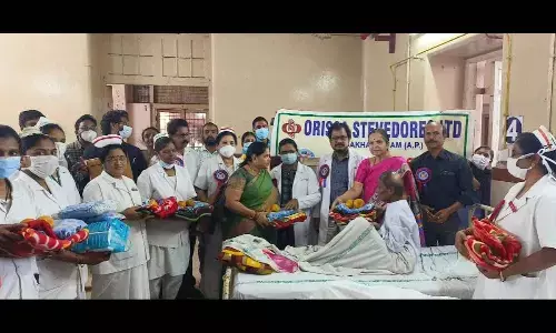 Patients at seva ward receive winter supplies