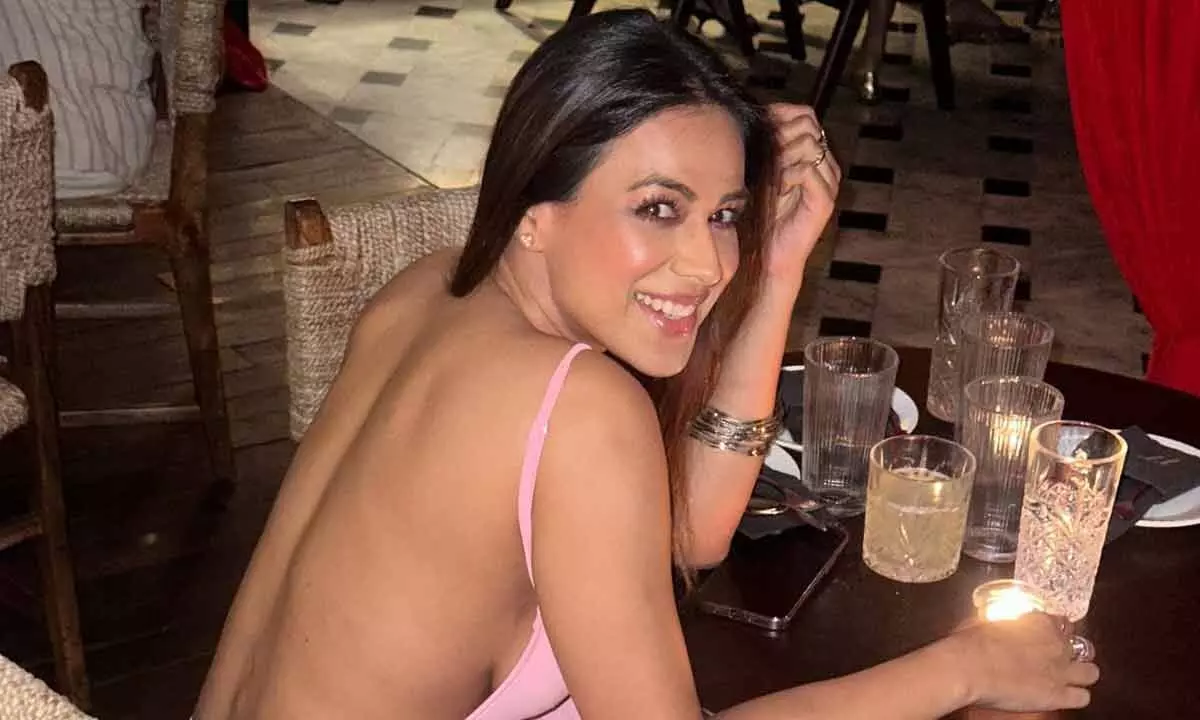 Nia Sharma sizzles in backless outfit