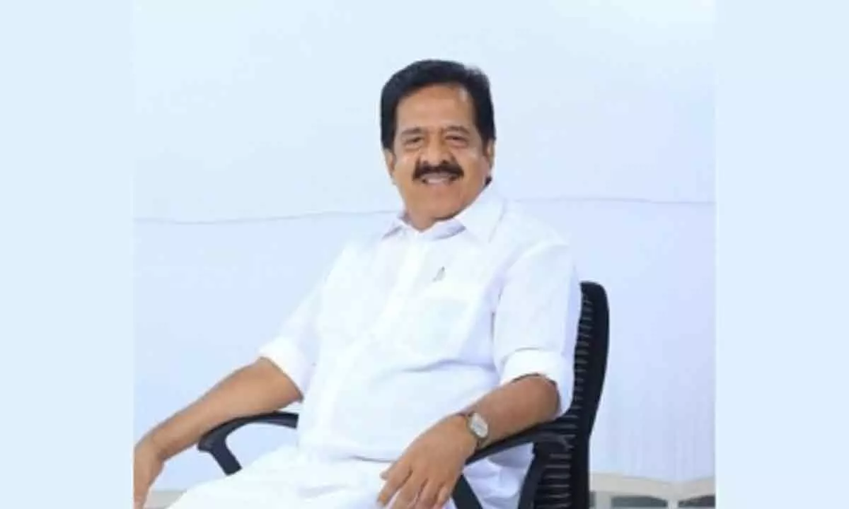Chennithala bats for peace between top Congress leaders in Kerala