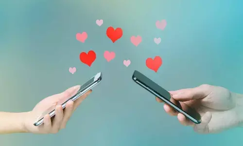 Bridging the Miles: DIY Gifts for Long-Distance Relationships