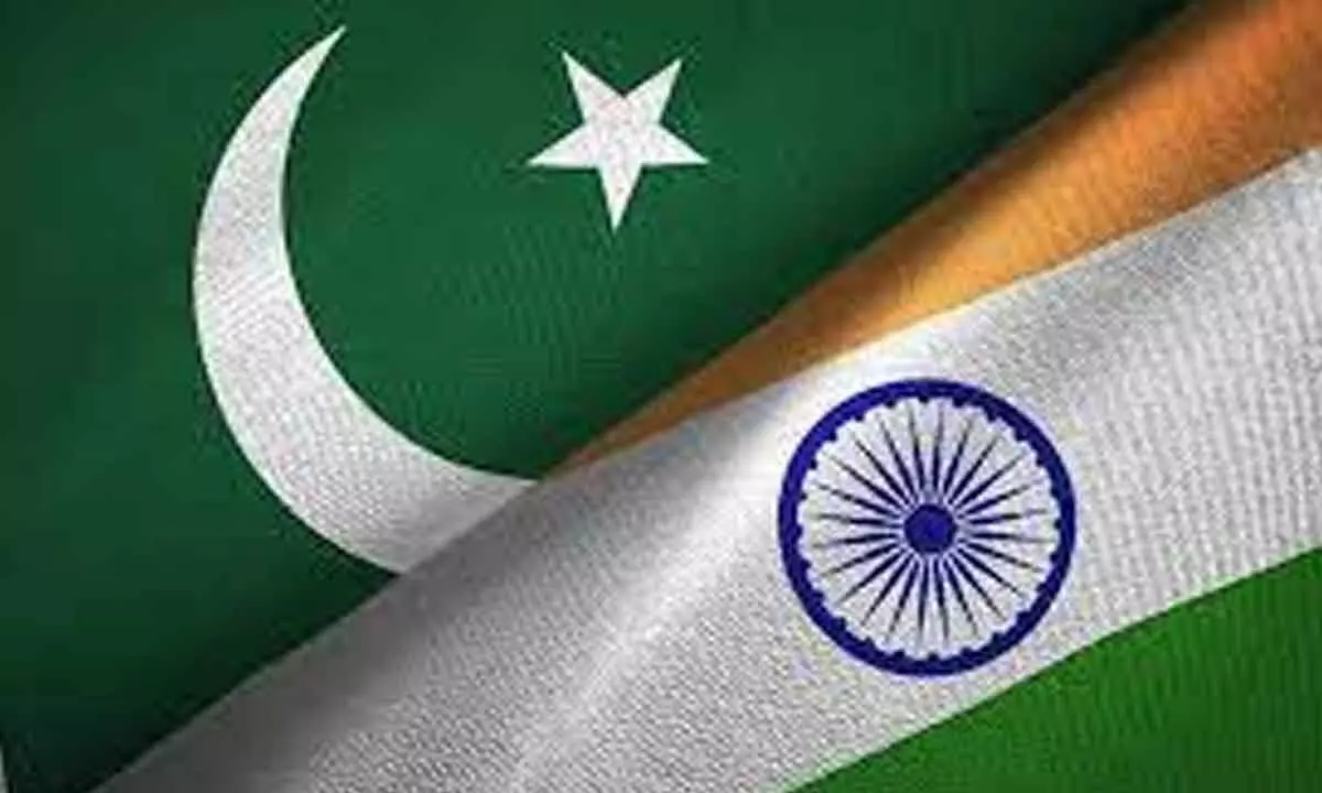 India, Pak exchange lists of N-installations, prisoners