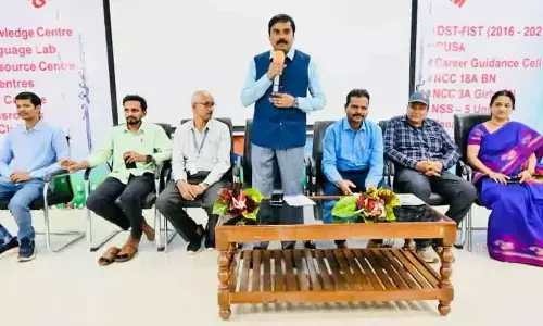 Government Autonomous College Principal Prof K Ramachandra Rao speaking at ‘Meet the Scientist’ programme in Rajamahendravaram on Monday