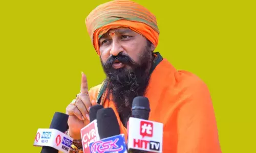 Guntakal TDP leader Jeevananda Reddy accuses YSRCP govt. of not providing pension Kanuka