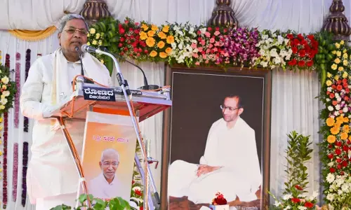 Siddeshwar Swamijis life is ideal for us: Chief Minister Siddaramaiah