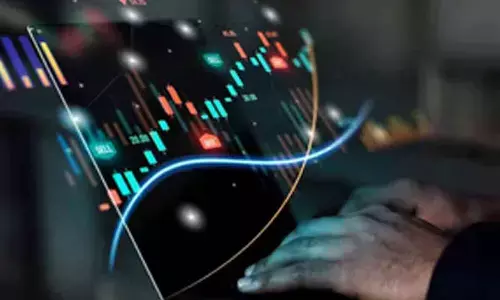 Investors adopting profit booking strategy before results season