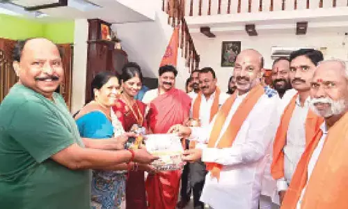 Karimnagar: Bandi Sanjay Kumar slams  Asaduddin Owaisi over remark on Ram temple consecration