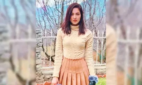 Vidisha Srivastava opts for monochromatic ensembles during winters