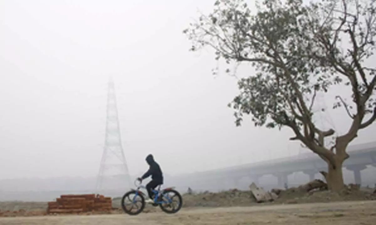 Delhi shivers on second consecutive Cold Day, air quality in very poor levels