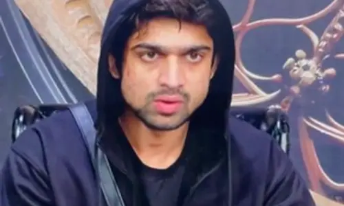 Abhishek Kumar exits house after physical altercation with Samarth