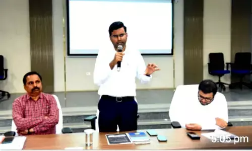 DC orders the officials to digitalize the applications received in Praja Palana