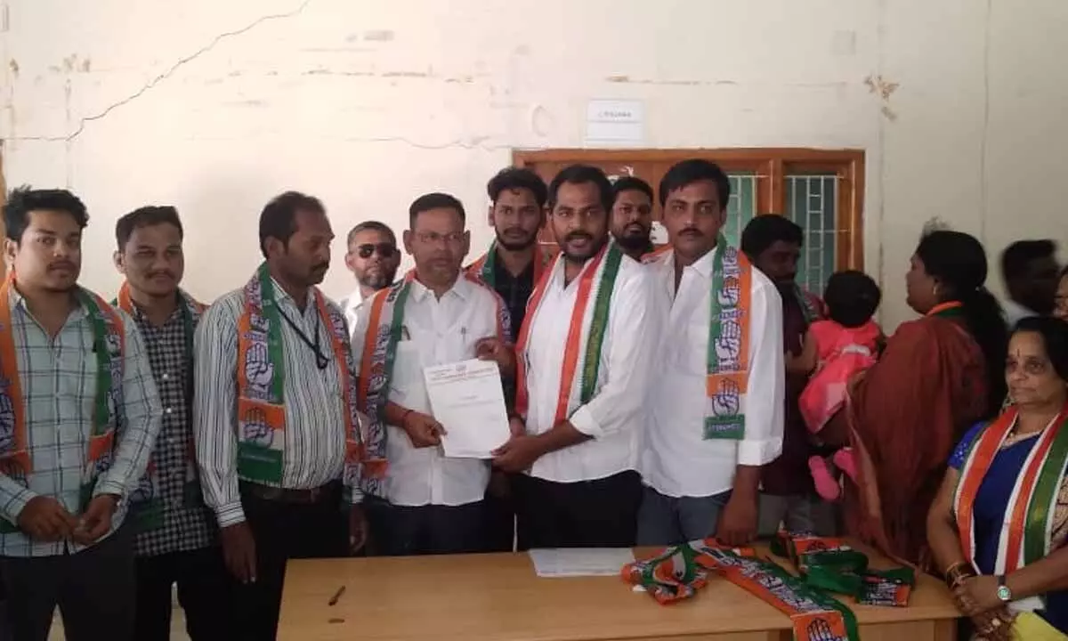 Several youth joins in Congress in Kadapa district