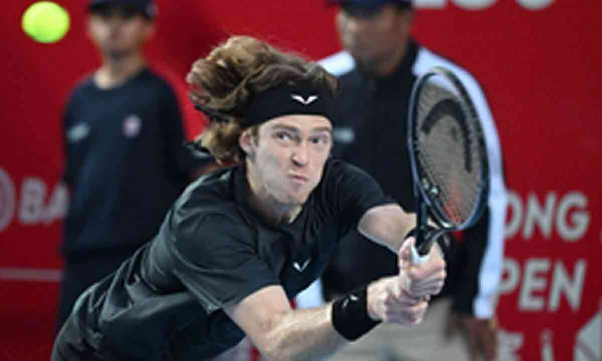 Hong Kong Open Andrey Rublev quells Chinese wildcard Shang, to meet