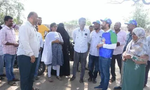 Hafeez Khan takes part in Adudham Andhra Program in Kurnool