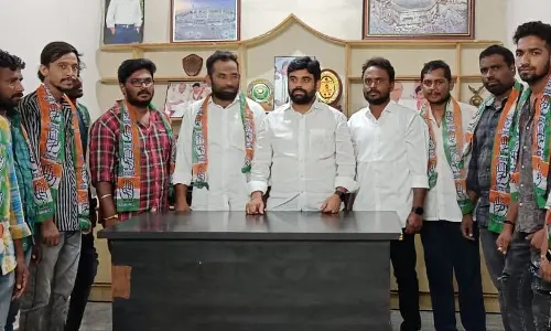 Several youth joins in Congress in Kadiri