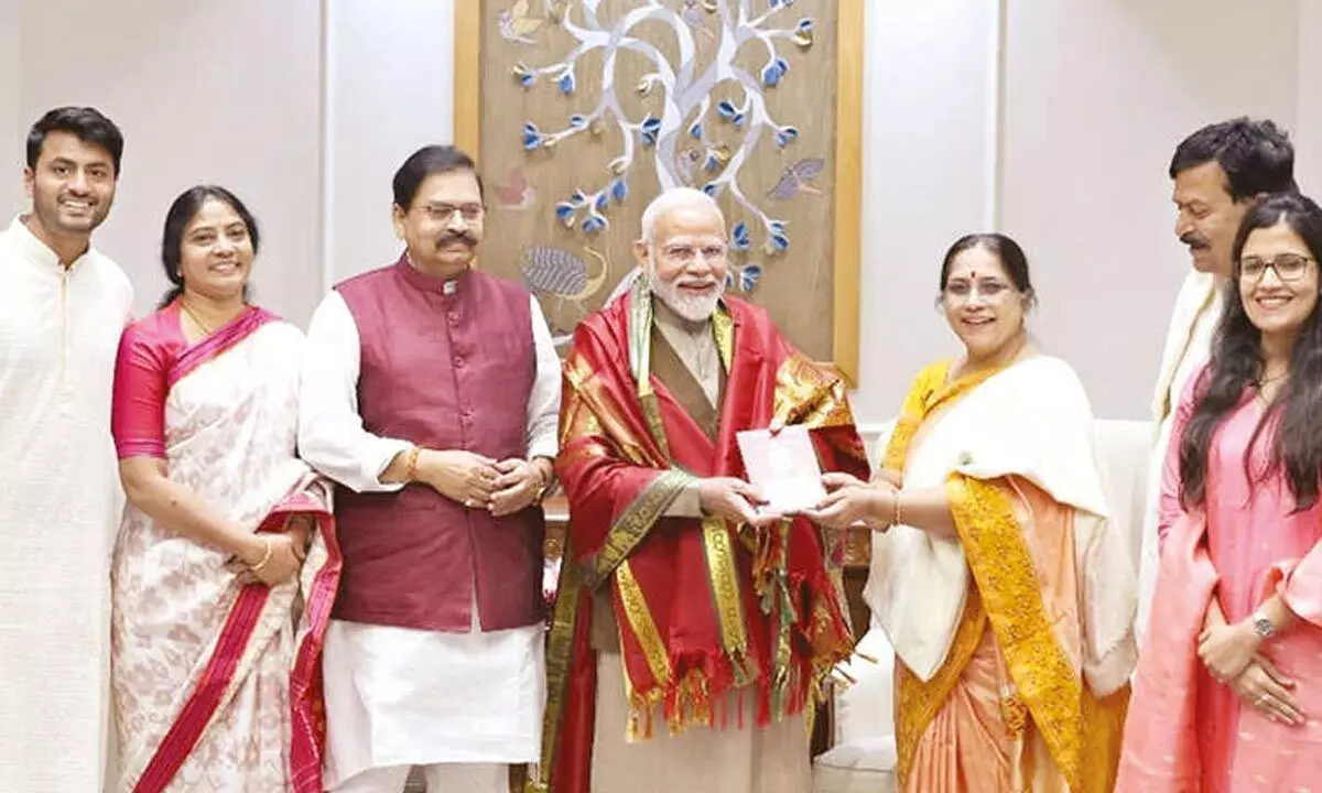 Ponguleti Sudhakar Reddy family meets PM Modi