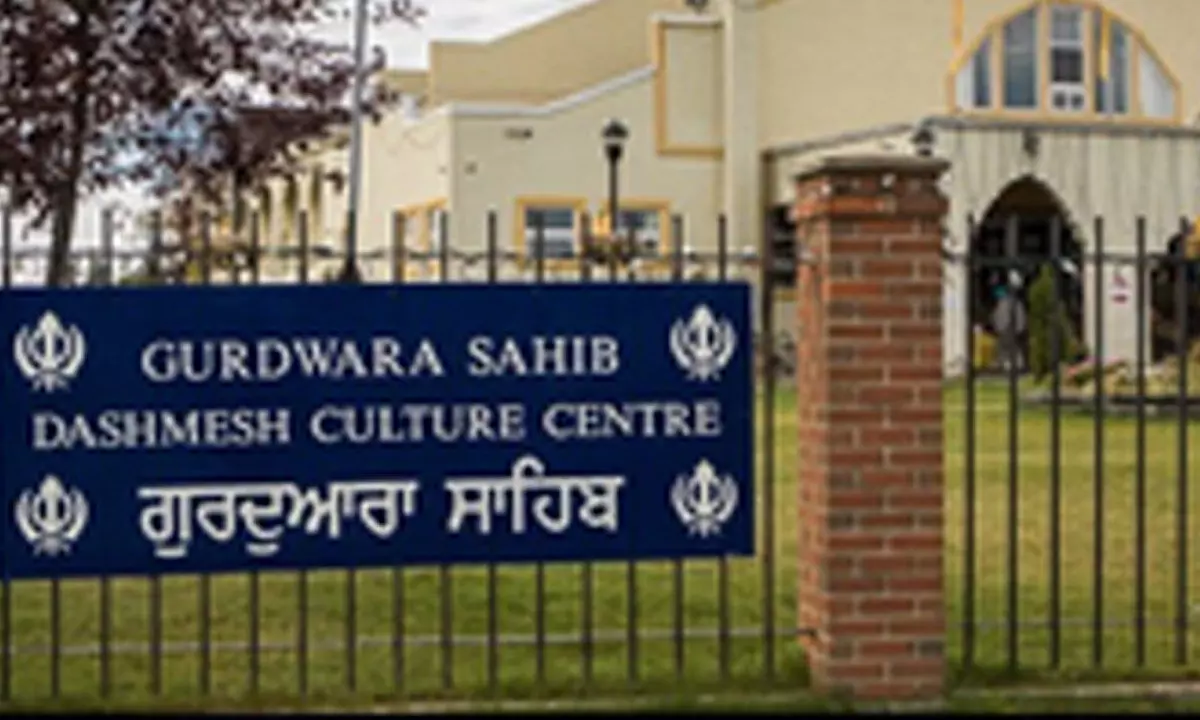 2 people injured following protest outside Sikh temple in Canada