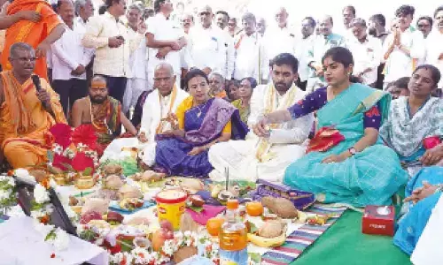 NRI Jhansi plans a skill development centre in Jangaon