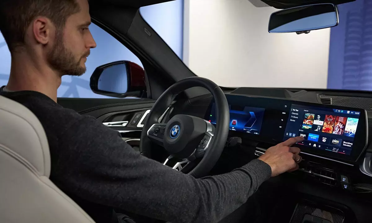 CES 2024:  Teams Up with BMW to Integrate Alexa Voice