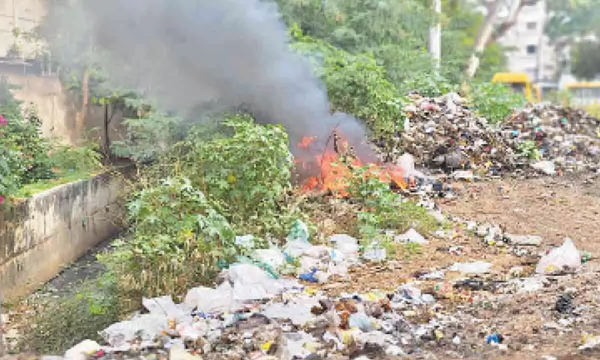 Visakhapatnam: Burning trash on regular basis a grave concern now