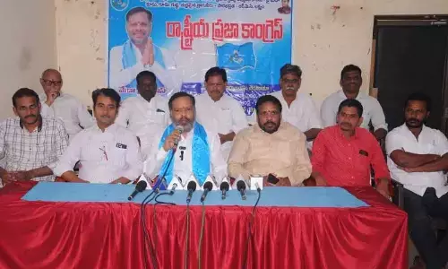 Rajamahendravaram: TDP, YSRCP flayed for not addressing water issues