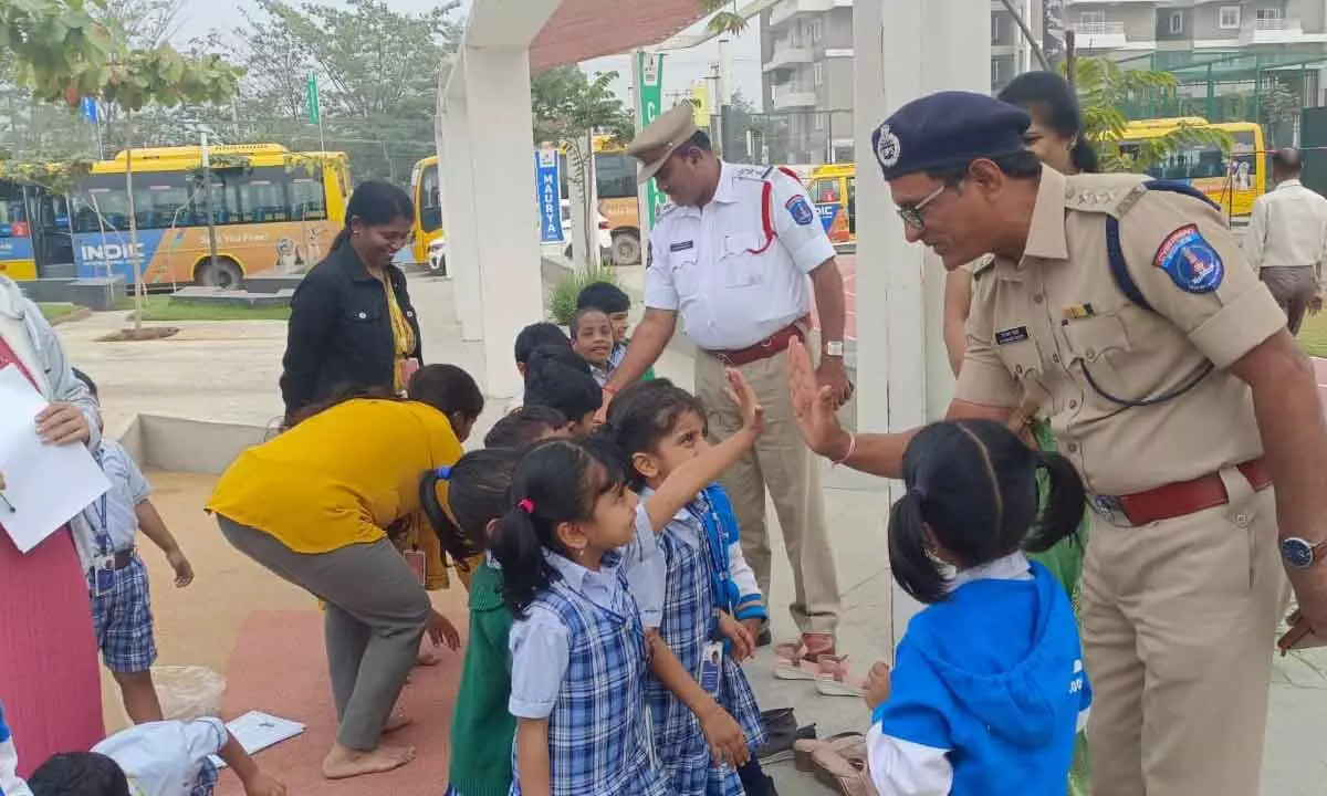 ACP Venkat Reddy asks school students to follow traffic rules