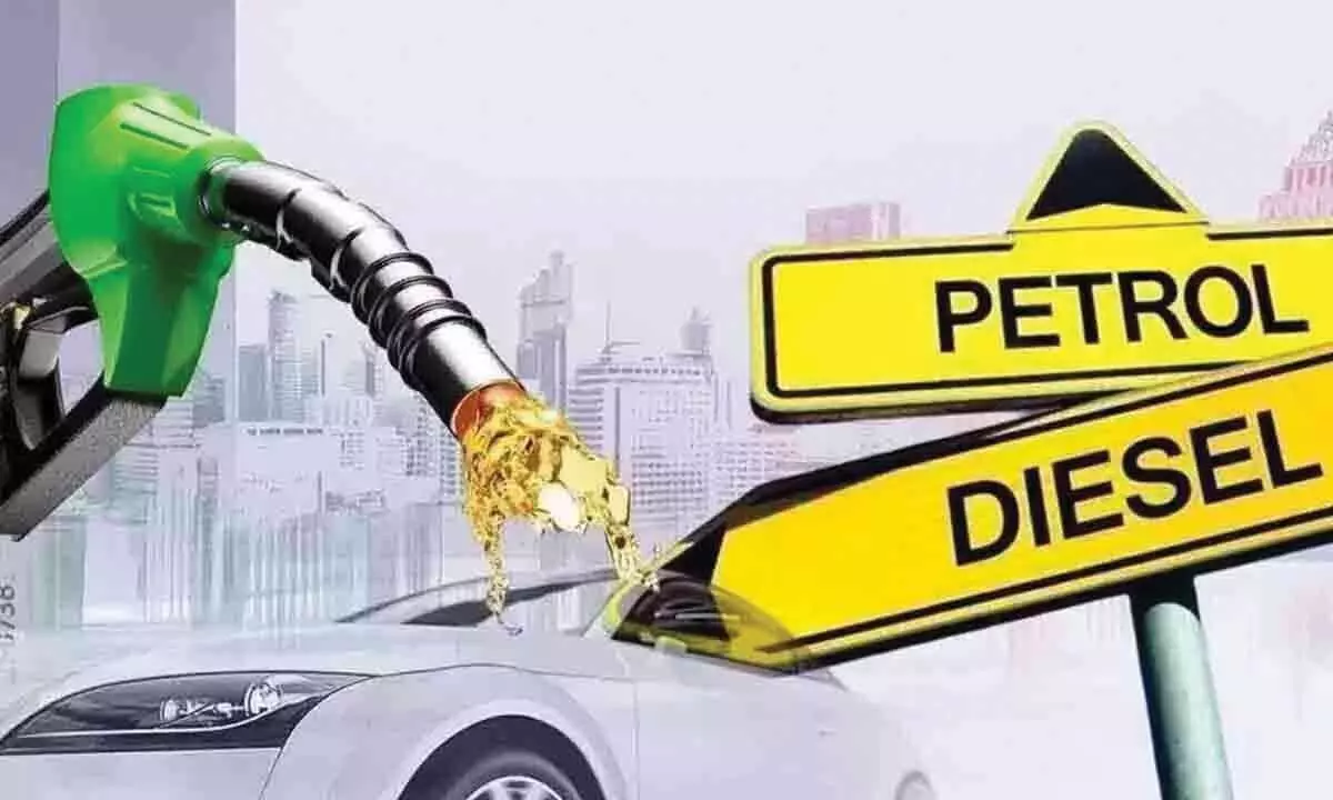 Petrol and diesel prices today stable in Hyderabad, Delhi, Chennai and Mumbai on 11 January, 2024