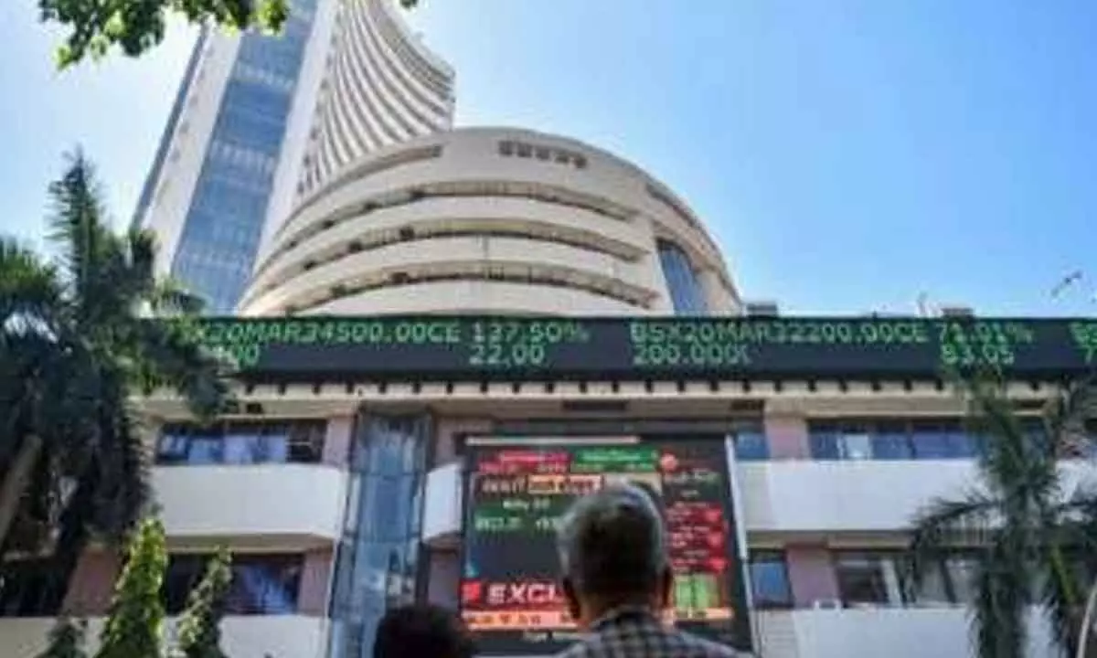 Sensex, Nifty inch up amid uncertainty