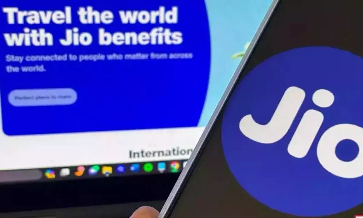 Reliance Jio Unveils International Roaming Packages for US, UAE Travellers