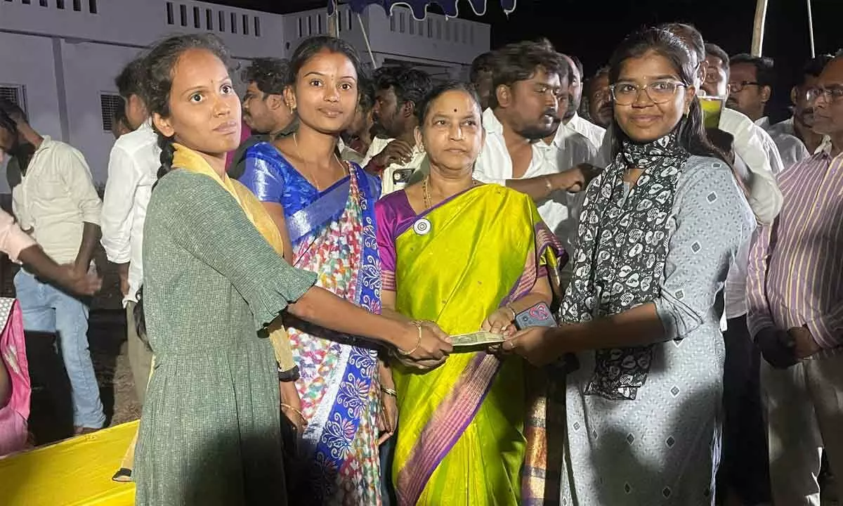 Women bags cash prizes in Sankranti celebrations in Done