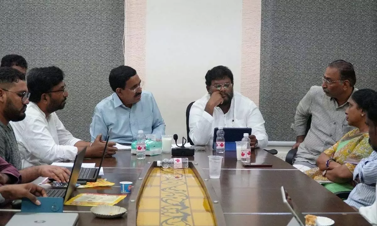 TDP city constituency in-charge Ponguru Narayana, party Parliament president Abdul Azeez and leaders at a review meeting at Narayana Medical College in Nellore on Saturday