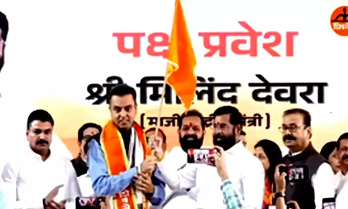 Milind Deora does the unthinkable - dumps Congress, hugs Eknath Shinde-led Shiv Sena