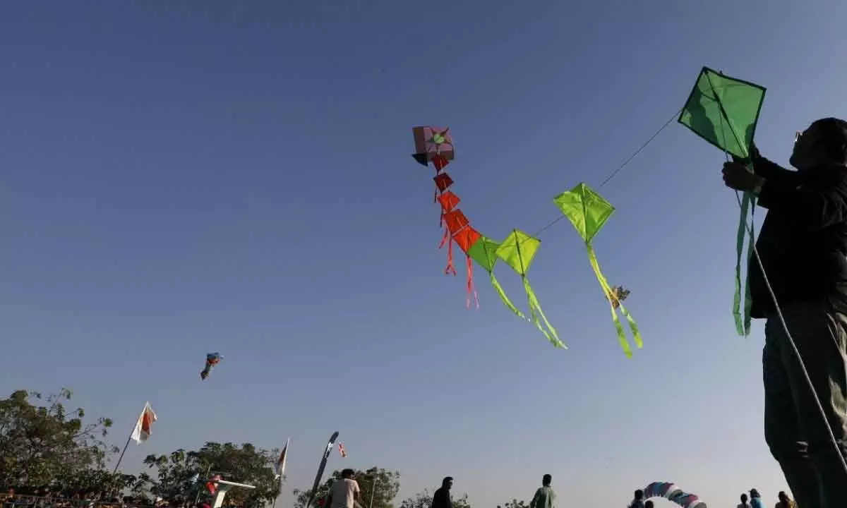 Makar Sankranti 2024: Which Bollywood Song Captures the Kite-Flying Spirit Best? WATCH and Decide