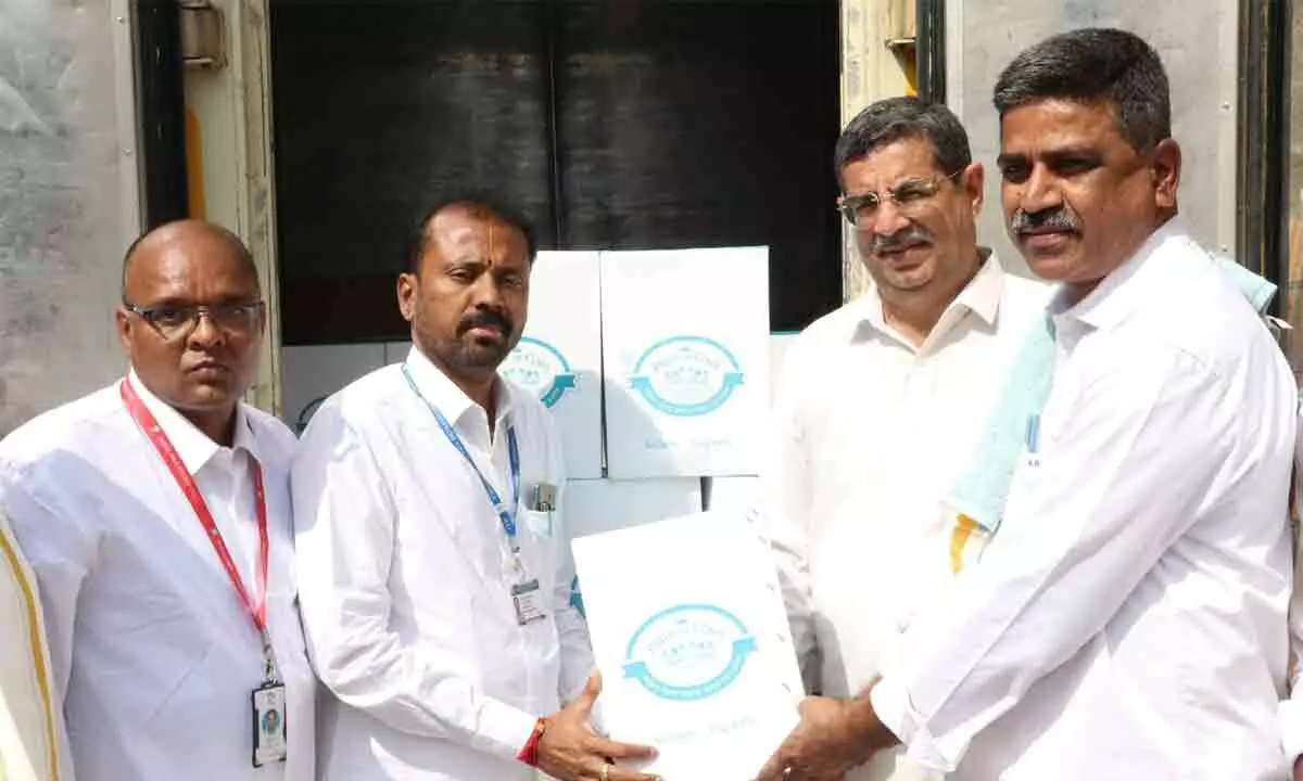 Organic ghee worth Rs.22 lakhs donated to TTD