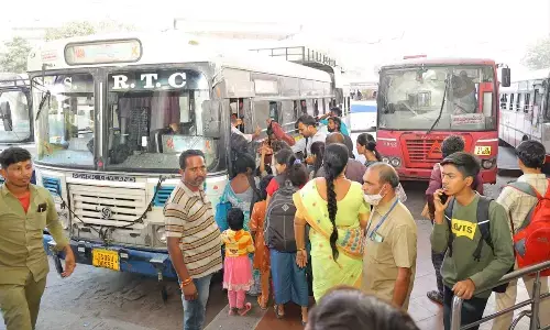 TGSRTC Plans 6,432 Special Buses for Sankranti Festival Travel