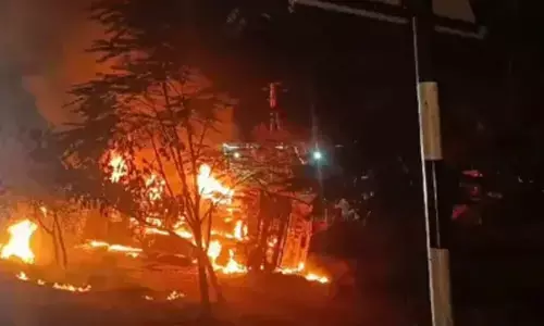 Hyderabad: Fire erupts at GHMC office in Old City